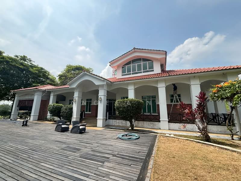 Bungalow House untuk Disewa di Leisure Farm (Gelang Patah) - Angela Ng - Exterior - PropertyGuru.com.my
