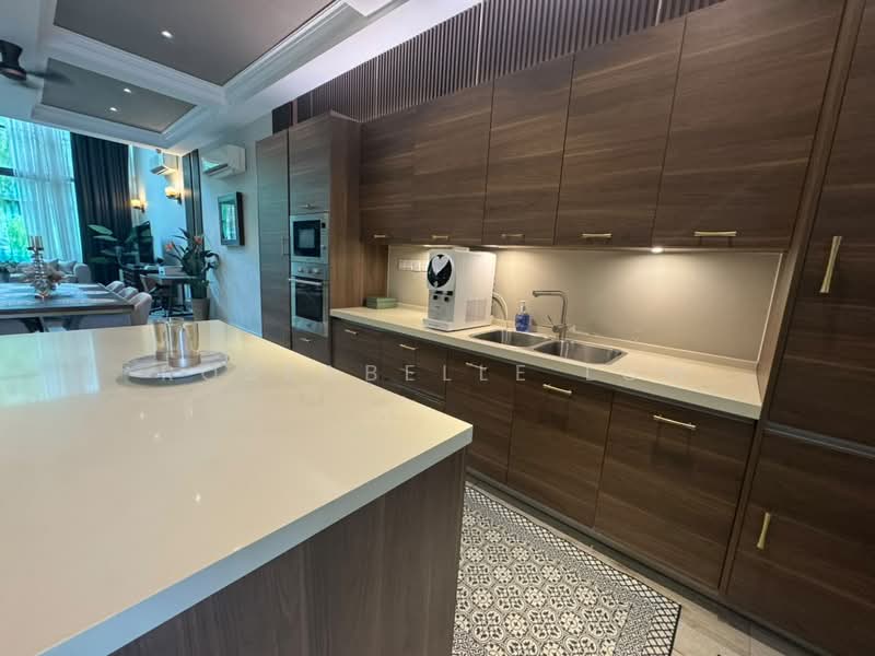 3-storey Terraced House for Rent in Bandar Nusaputra (Puchong) - Roseabelle Low - Kitchen - PropertyGuru.com.my