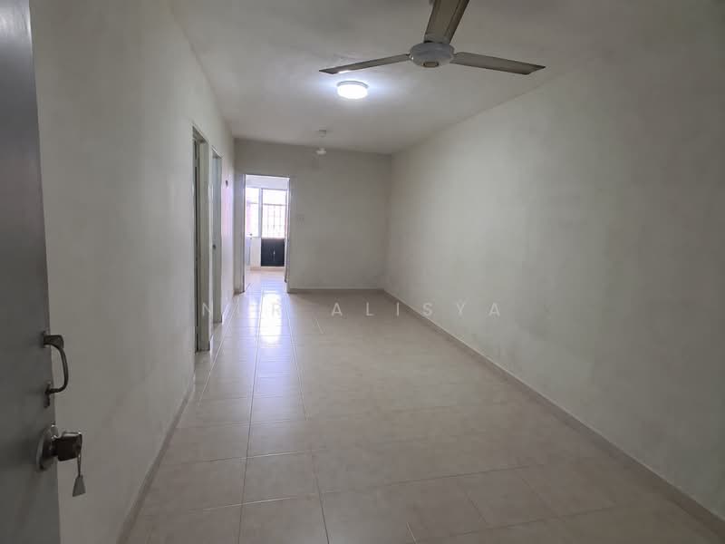 Rumah Teres untuk Disewa di Taman Bukit Dahlia (Pasir Gudang) - Nur Alisya - Interior - PropertyGuru.com.my