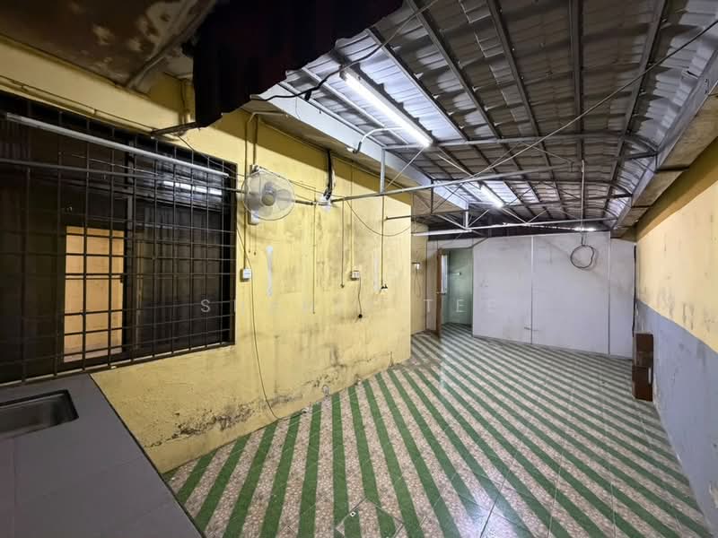 Semi-Detached House for Sale in Taman Matahari (Kluang) - Shanel Tee - Interior - PropertyGuru.com.my