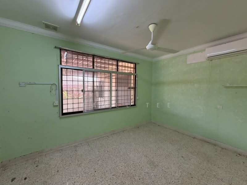 Semi-Detached House for Sale in Taman Matahari (Kluang) - Shanel Tee - Interior - PropertyGuru.com.my