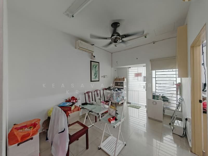 Rumah Teres 1.5-Tingkat untuk Dijual di Taman Gembira (Jalan Klang Lama (Old Klang Road)) - Keasavan Hari Krishnan - Living Room - PropertyGuru.com.my