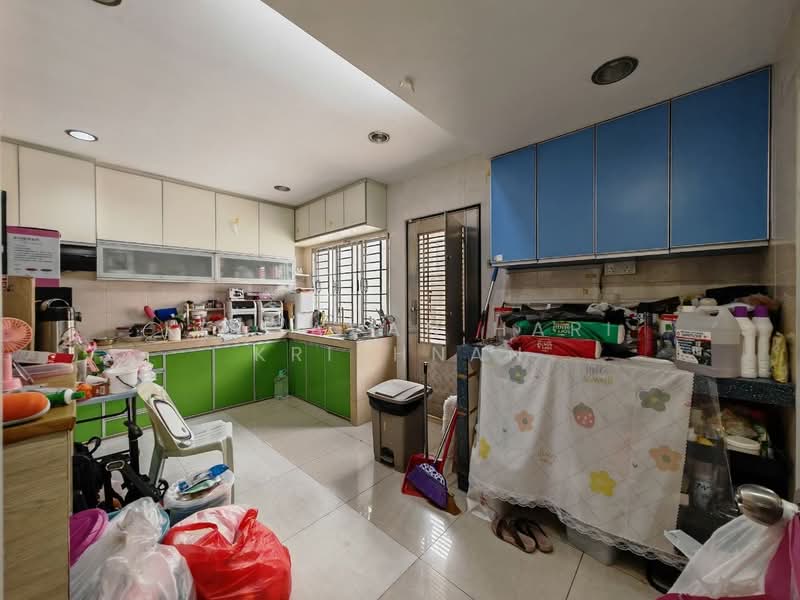 Rumah Teres 1.5-Tingkat untuk Dijual di Taman Gembira (Jalan Klang Lama (Old Klang Road)) - Keasavan Hari Krishnan - Kitchen - PropertyGuru.com.my