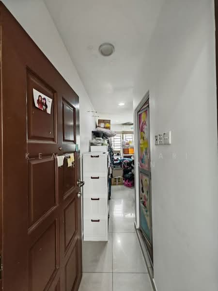 Rumah Teres 1.5-Tingkat untuk Dijual di Taman Gembira (Jalan Klang Lama (Old Klang Road)) - Keasavan Hari Krishnan - Entrance - PropertyGuru.com.my