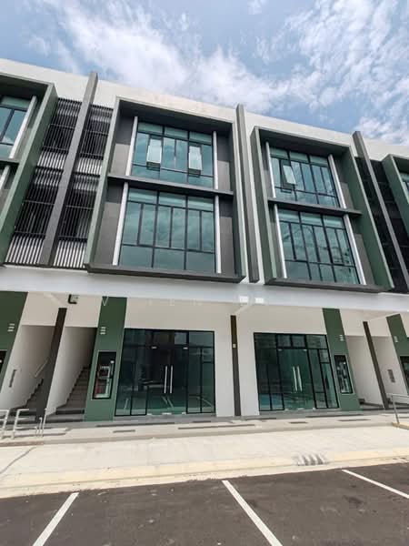 Shop / Office for Rent in Bandar Baru Permas Jaya (Permas Jaya) - Vlien Lua - PropertyGuru.com.my