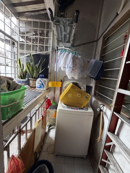 Rumah Flat untuk Dijual di Taman Muda - Ken Woo - Balcony - PropertyGuru.com.my