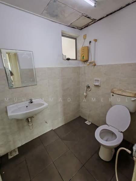 Kondominium untuk Disewa di Juta Mines - Muhammad Amerul - Bathroom - PropertyGuru.com.my