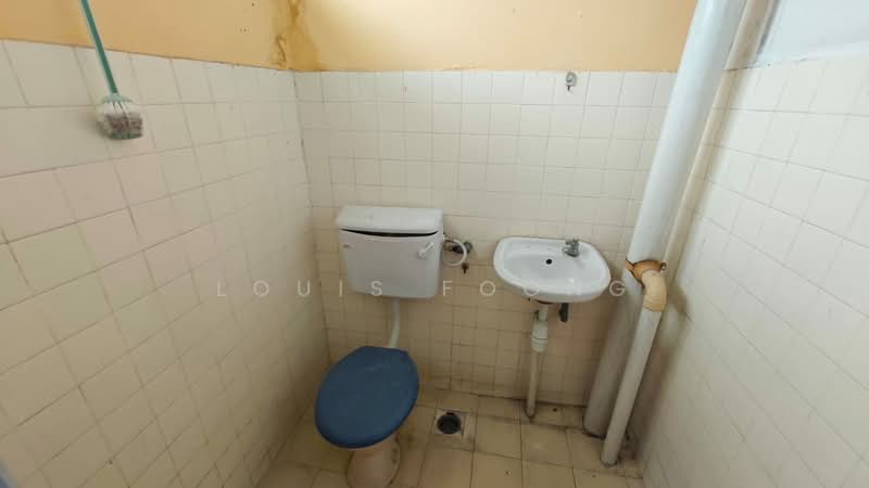 Apartment for Sale at Greenview Apartment - Louis Foong - Bathroom - PropertyGuru.com.my