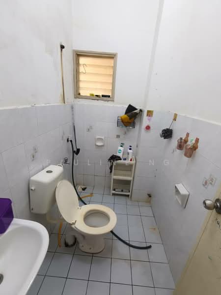 Townhouse for Sale in Seri Alam (Masai) - Pauline Ng - Bathroom - PropertyGuru.com.my