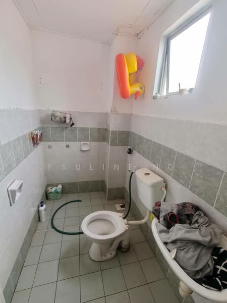 Townhouse for Sale in Seri Alam (Masai) - Pauline Ng - Bathroom - PropertyGuru.com.my