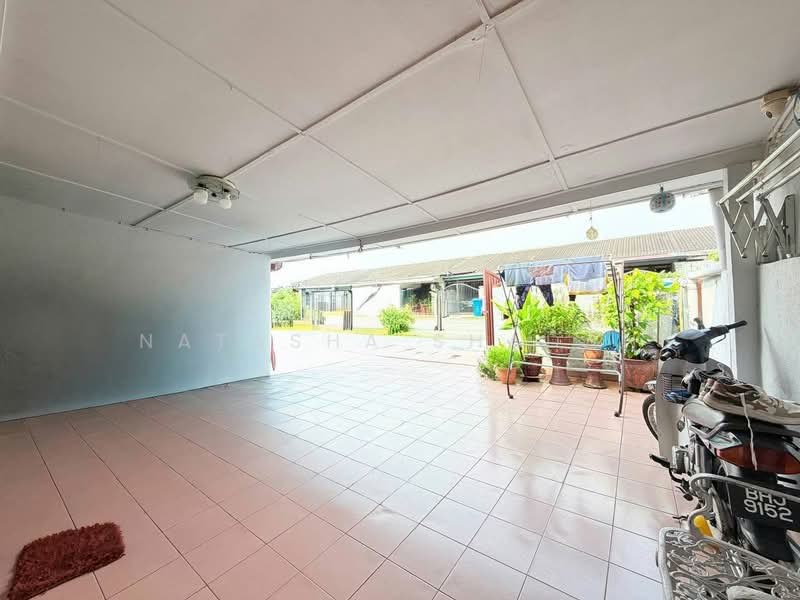 Rumah Teres 1-Tingkat untuk Dijual di Seksyen 24 (Shah Alam) - Natasha Shadan - Exterior - PropertyGuru.com.my