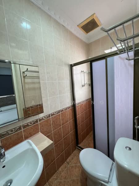 Bungalow House for Rent in Ampang (Kuala Lumpur) - Alex Wong - Bathroom - PropertyGuru.com.my