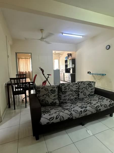 Pangsapuri untuk Disewa di Danau Seri - Muhammad Amerul - Living Room - PropertyGuru.com.my