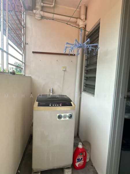 Pangsapuri untuk Disewa di Danau Seri - Muhammad Amerul - Balcony - PropertyGuru.com.my