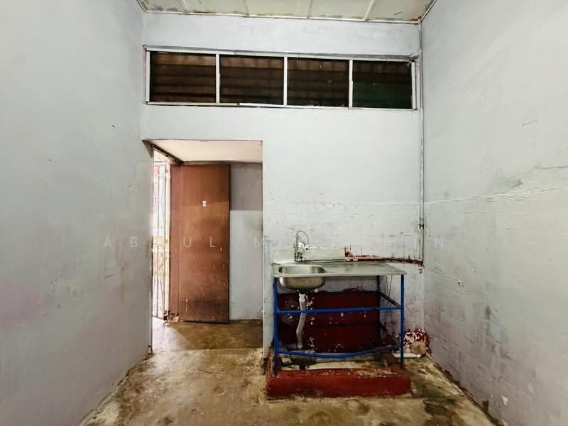Rumah Teres 1-Tingkat untuk Dijual di Taman Peruda (Sungai Petani) - Abdul Muhaimin - Kitchen - PropertyGuru.com.my