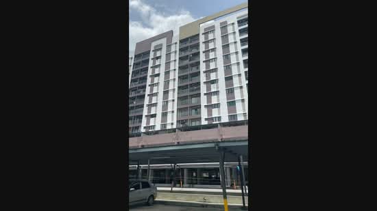 Kondominium untuk Dijual di Dezire Hill Residence - Ken Woo - PropertyGuru.com.my