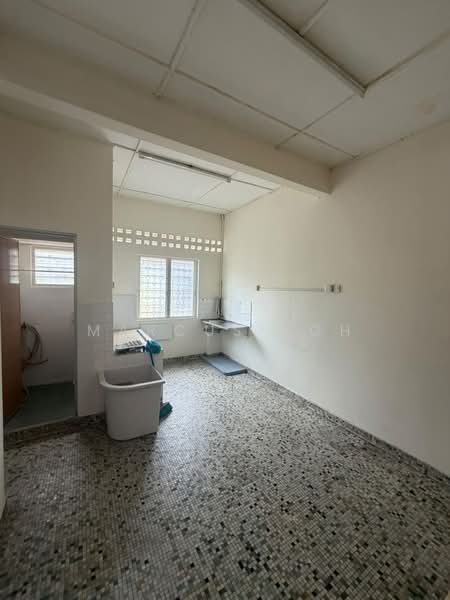 Rumah Teres 1-Tingkat untuk Disewa di Kepong Baru (Kepong) - Marcus Koh - Kitchen - PropertyGuru.com.my