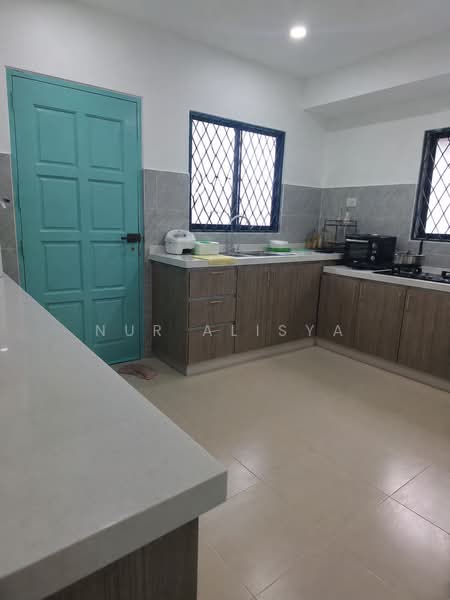 Bungalow House for Rent in Tanjung Bungah (Penang) - Nur Alisya - Kitchen - PropertyGuru.com.my