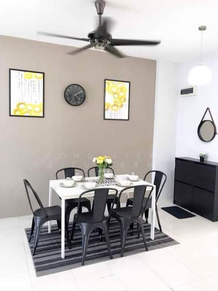 Condominium for Sale at Unipark Condominium - Mohd Aizat Saiful Bahri - Dining Room - PropertyGuru.com.my