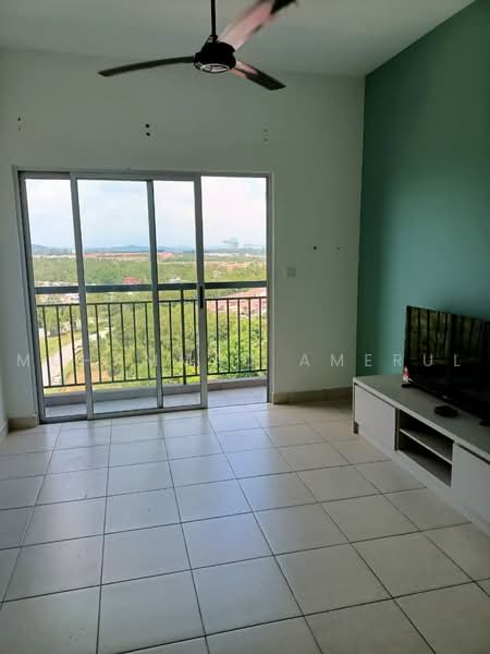 Pangsapuri untuk Disewa di Residensi Kesuma 1 - Muhammad Amerul - Living Room - PropertyGuru.com.my