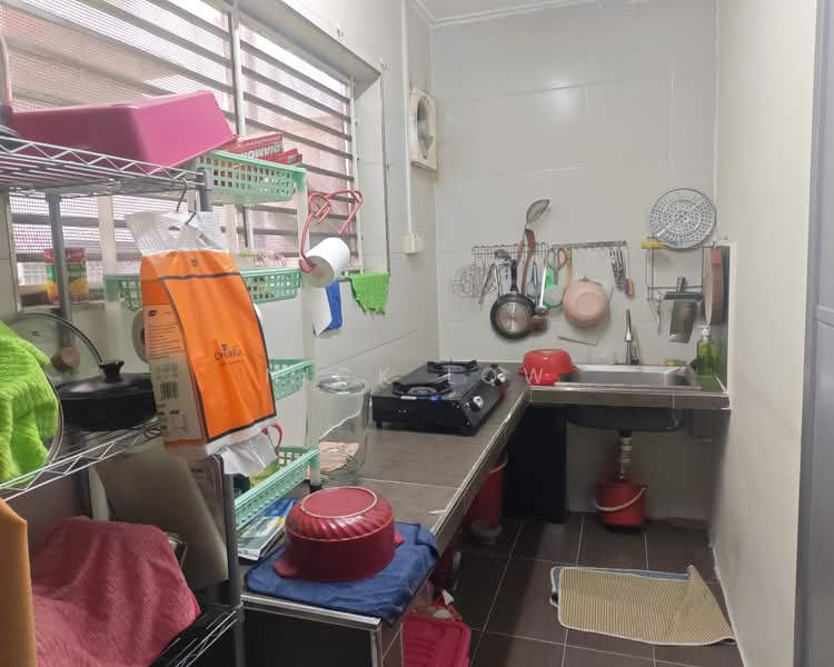 Apartment for Rent at Taman Desa Kempas - Nick Low - Kitchen - PropertyGuru.com.my