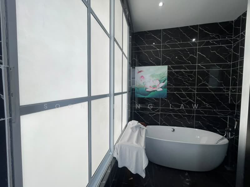 Bungalow House for Sale in Eco Majestic (Semenyih) - Soon Sheng Law - Bathroom - PropertyGuru.com.my