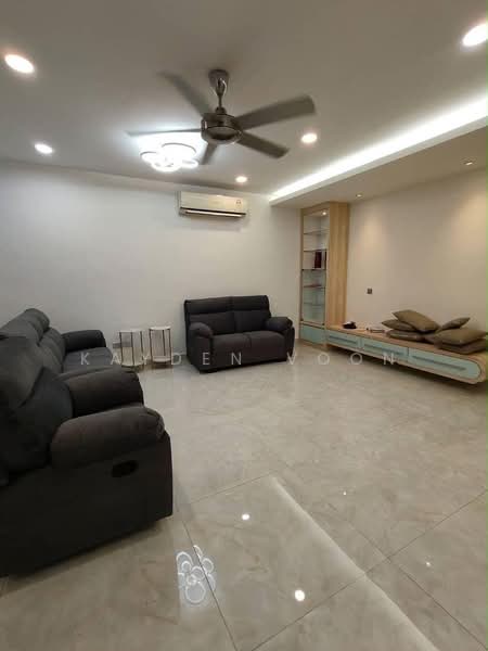 Rumah Berkembar untuk Disewa di Taman Pelangi (Johor Bahru) - Kayden Voon - Living Room - PropertyGuru.com.my