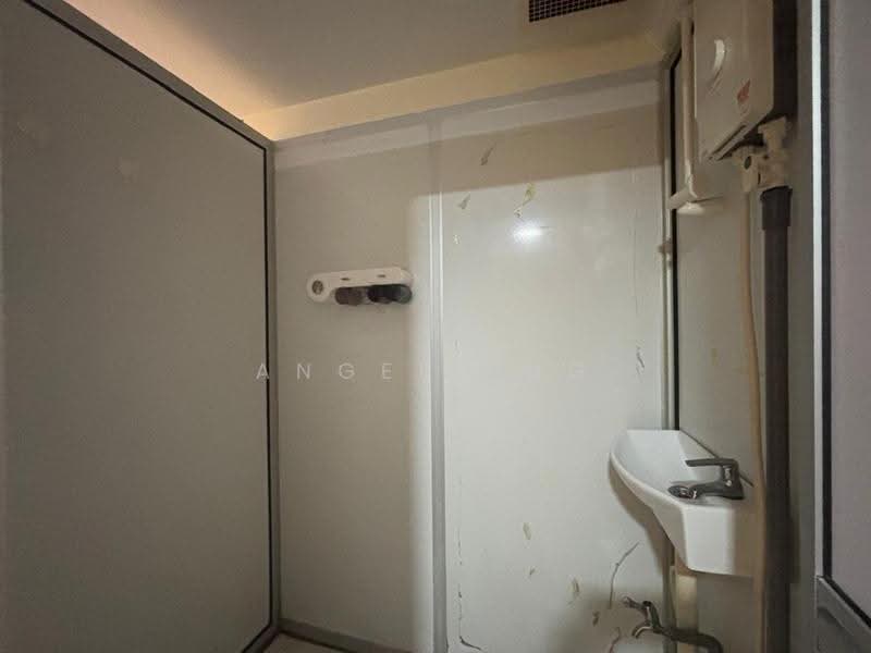 2-storey Terraced House for Sale in Taman Suria (Johor Bahru) - Angela Ng - Bathroom - PropertyGuru.com.my