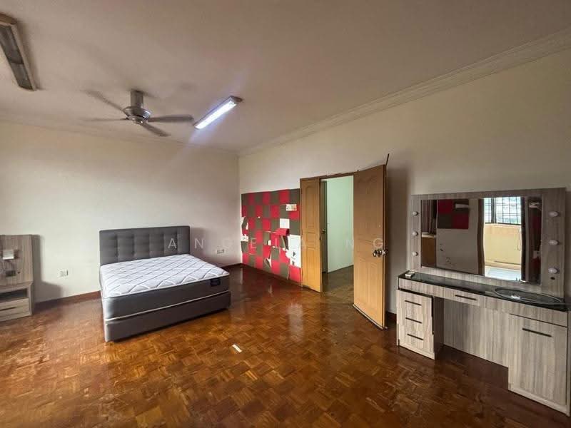 2-storey Terraced House for Sale in Taman Suria (Johor Bahru) - Angela Ng - Bedroom - PropertyGuru.com.my