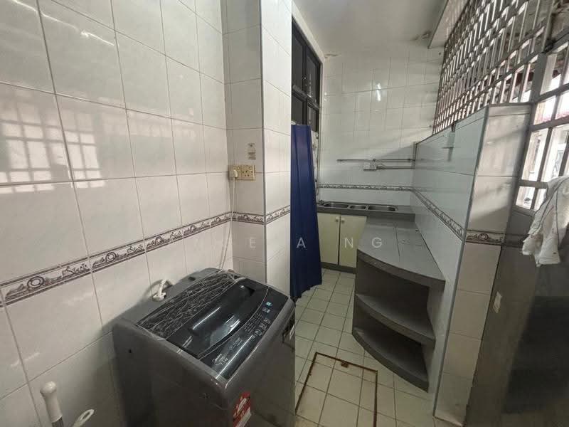 2-storey Terraced House for Sale in Taman Suria (Johor Bahru) - Angela Ng - Kitchen - PropertyGuru.com.my