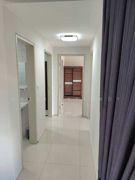 Service Residence for Rent at Seiring Residensi - Nazrin Affendy - Corridor - PropertyGuru.com.my