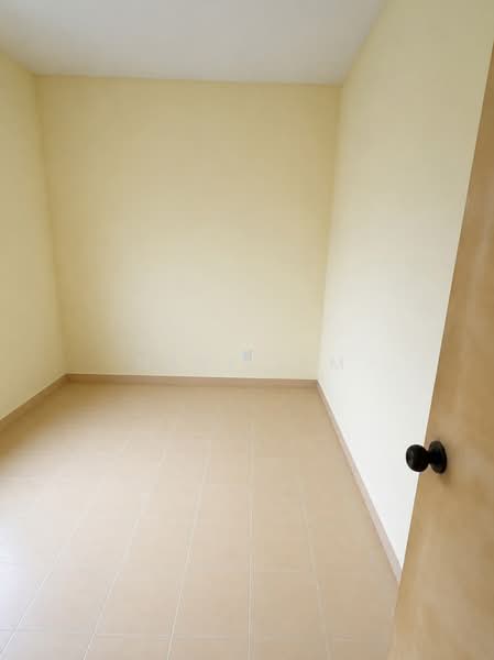 Flat for Rent at Rumah Pangsa Segar Perdana - MiQi Lim - PropertyGuru.com.my
