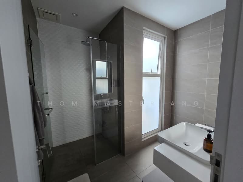 Kediaman Servis untuk Dijual di Quill Residence - Thom Master Ang - Bathroom - PropertyGuru.com.my