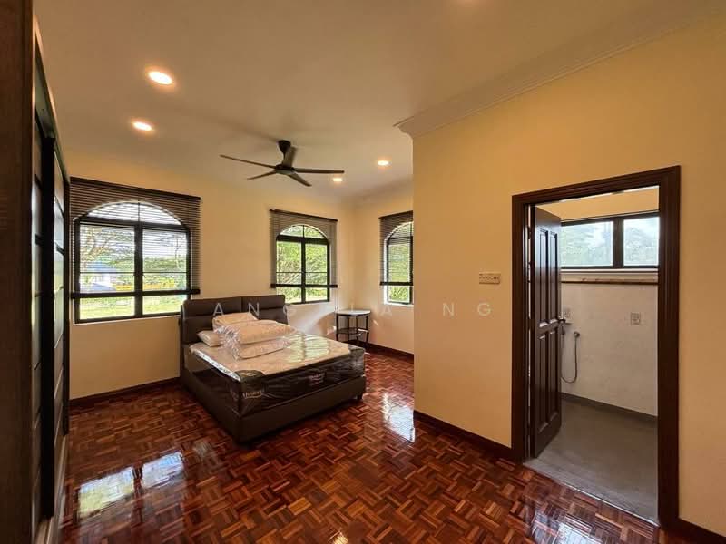 Bungalow House untuk Disewa di Leisure Farm (Gelang Patah) - Angela Ng - Bedroom - PropertyGuru.com.my