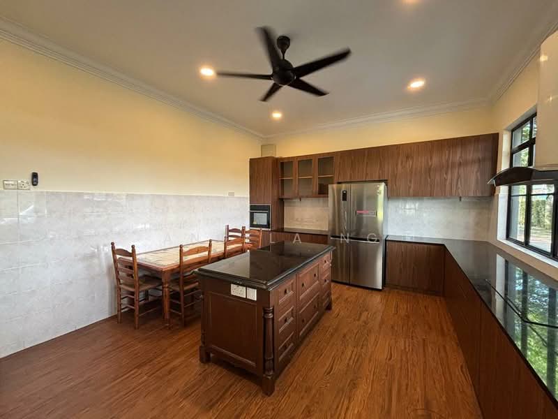 Bungalow House untuk Disewa di Leisure Farm (Gelang Patah) - Angela Ng - Kitchen - PropertyGuru.com.my