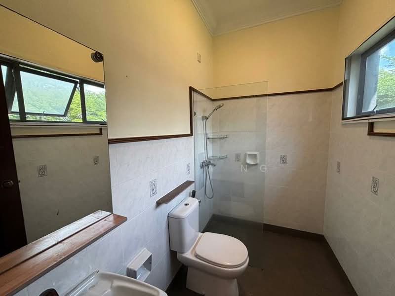 Bungalow House untuk Disewa di Leisure Farm (Gelang Patah) - Angela Ng - Bathroom - PropertyGuru.com.my