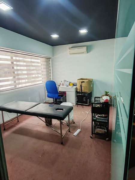 Shop / Office for Rent in Taman Esplanad (Bukit Jalil) - Eddie Seah - Interior - PropertyGuru.com.my