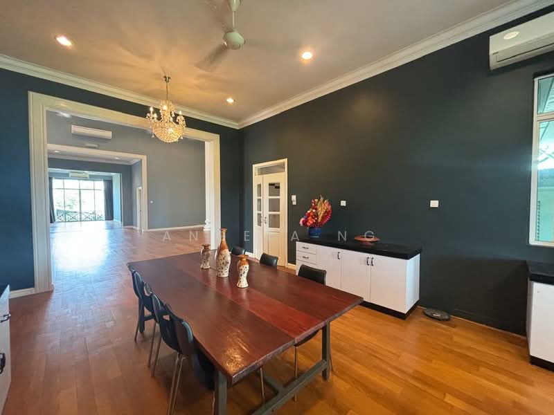 Rumah Banglo untuk Dijual di Leisure Farm (Gelang Patah) - Angela Ng - Dining Room - PropertyGuru.com.my