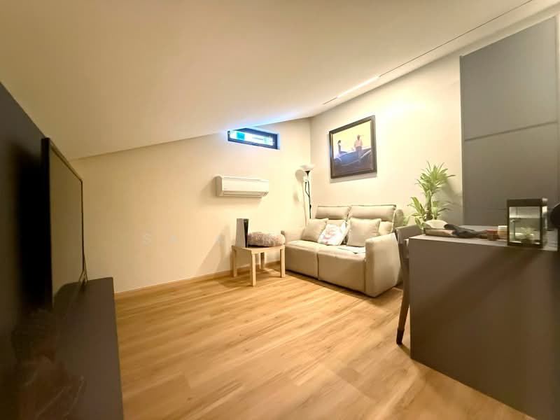 Bungalow House untuk Dijual di Usj 3 (Subang Jaya) - Sa'a Nordin - Living Room - PropertyGuru.com.my