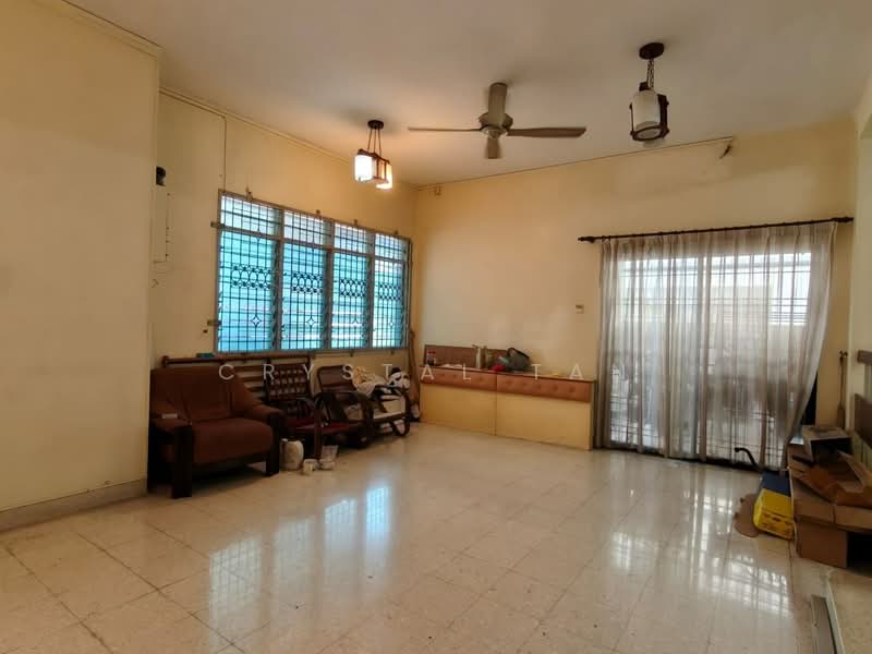 Rumah Berkembar untuk Dijual di Taman Pelangi (Johor Bahru) - Crystal Tan - Living Room - PropertyGuru.com.my
