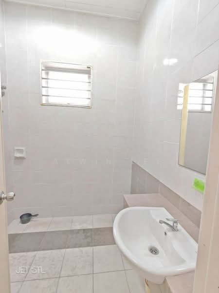 2-storey Terraced House for Sale in Setia Alam (Selangor) - Alwin Lee - Bathroom - PropertyGuru.com.my