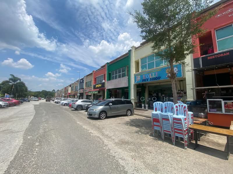 Shop for Sale in Bandar Putra Permai (Seri Kembangan) - Sherene Goh - Exterior - PropertyGuru.com.my