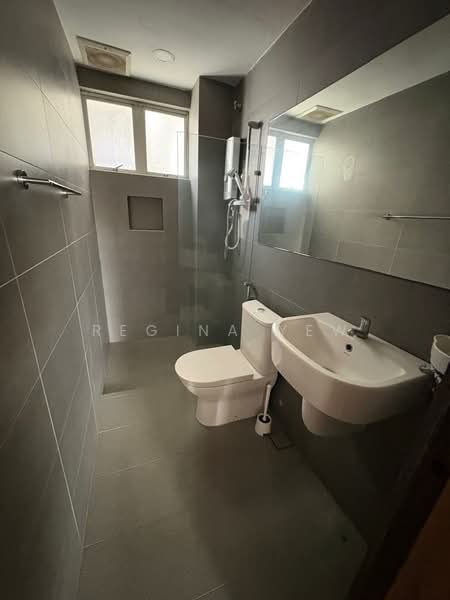 Kondominium untuk Disewa di Endah Villa - Regina Yew - Bathroom - PropertyGuru.com.my