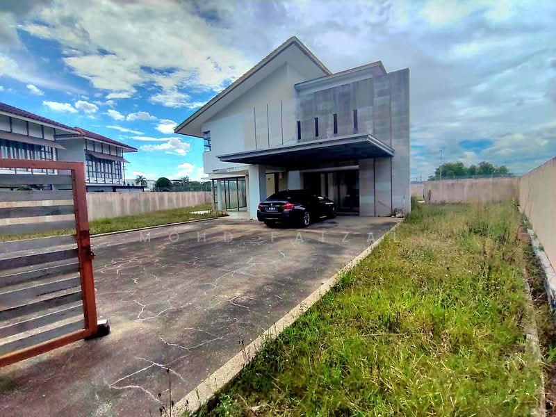 Bungalow House for Sale in Bandar Baru Bangi (Selangor) - Mohd Faizal - Exterior - PropertyGuru.com.my
