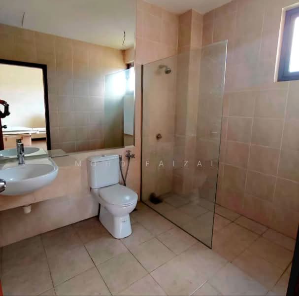 Bungalow House for Sale in Bandar Baru Bangi (Selangor) - Mohd Faizal - Bathroom - PropertyGuru.com.my