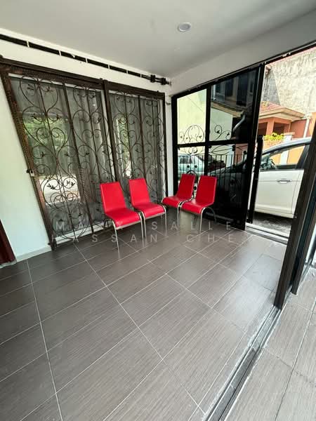 Terraced House for Sale in Lestari Putra (Seri Kembangan) - Maxx Salleh Hassan Chew - Exterior - PropertyGuru.com.my