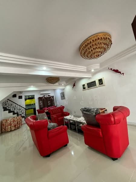 Terraced House for Sale in Lestari Putra (Seri Kembangan) - Maxx Salleh Hassan Chew - Living Room - PropertyGuru.com.my
