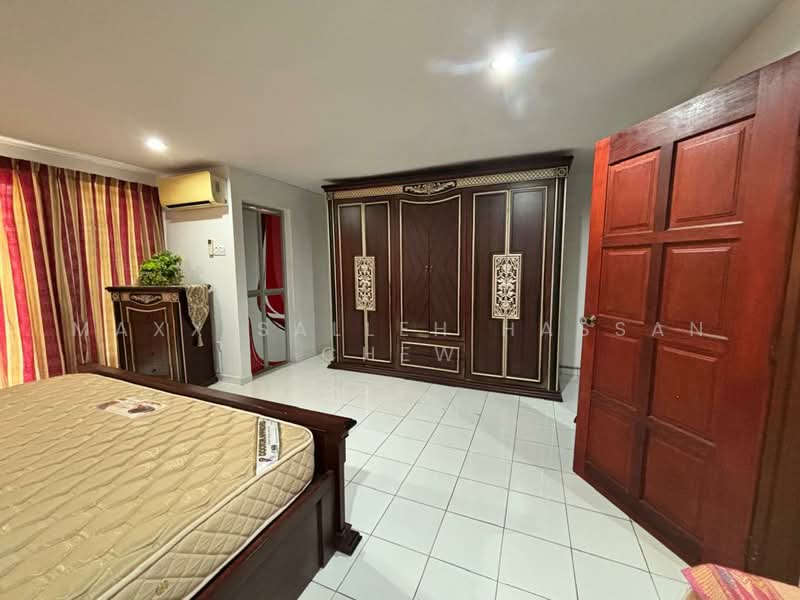 Terraced House for Sale in Lestari Putra (Seri Kembangan) - Maxx Salleh Hassan Chew - Bedroom - PropertyGuru.com.my
