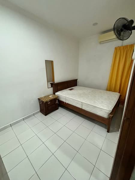 Terraced House for Sale in Lestari Putra (Seri Kembangan) - Maxx Salleh Hassan Chew - Bedroom - PropertyGuru.com.my