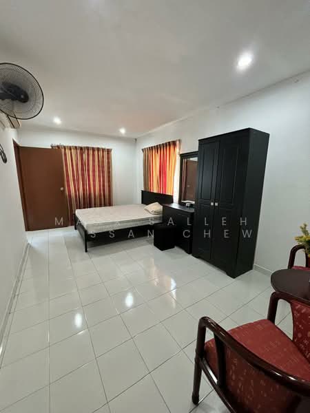 Terraced House for Sale in Lestari Putra (Seri Kembangan) - Maxx Salleh Hassan Chew - Bedroom - PropertyGuru.com.my